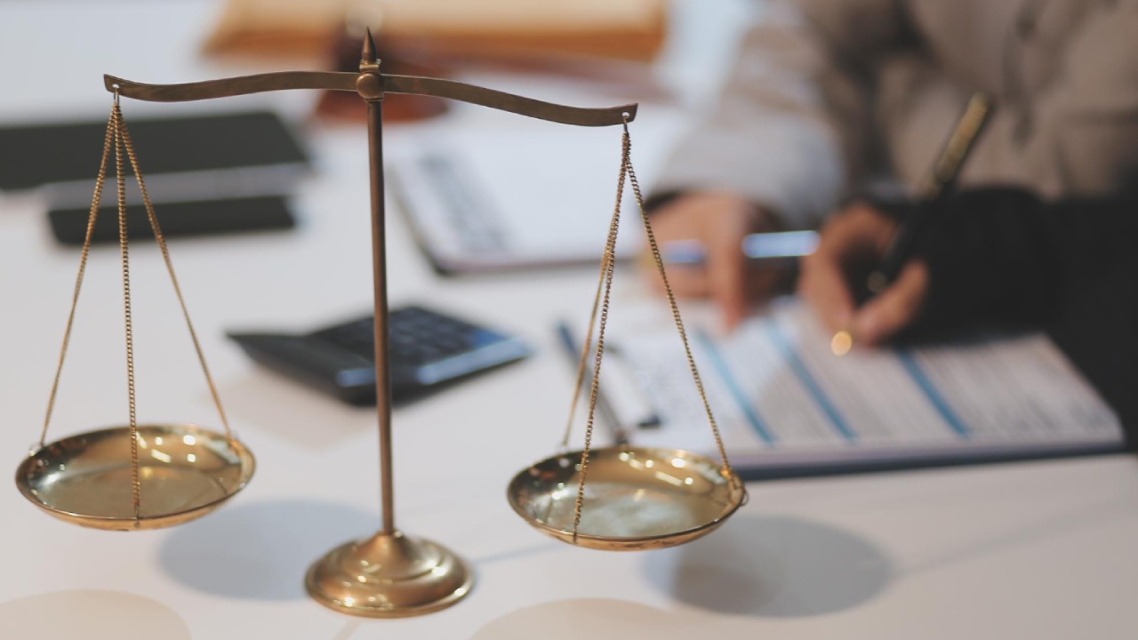Negativaram seu nome por engano? Saiba como pedir indenização - Edierges Galvão Advocacia