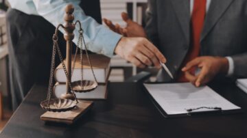 Seu nome foi negativado sem dívida? Veja como limpar e ser indenizado - Edierges Galvão Advocacia